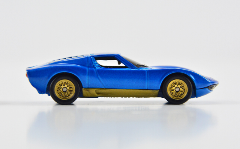 Illustration for article titled Matchbox Miura Monday